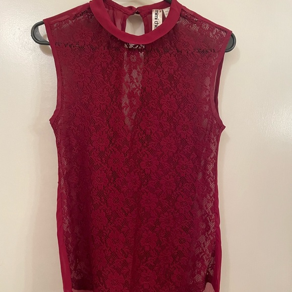 Wine colored flowered print blouse - Picture 2 of 8